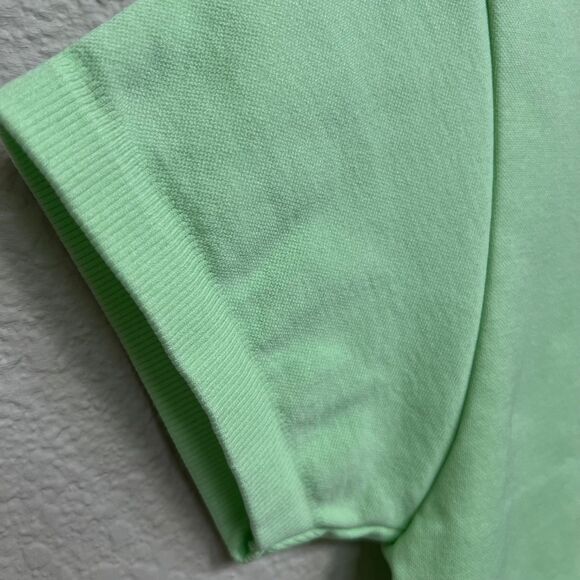 OFFLINE By Aerie Sidewalk Seamless Cropped T-Shirt Size Medium Neon Lime Green - Picture 7 of 9